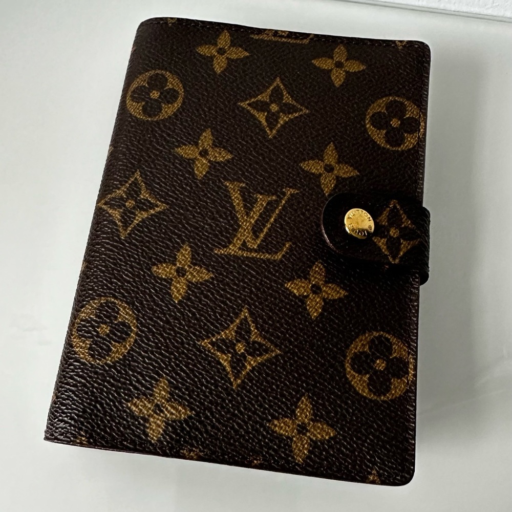 Louis Vuitton Small Ring Agenda Cover